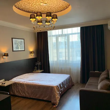 Elegant Апартаменти *
